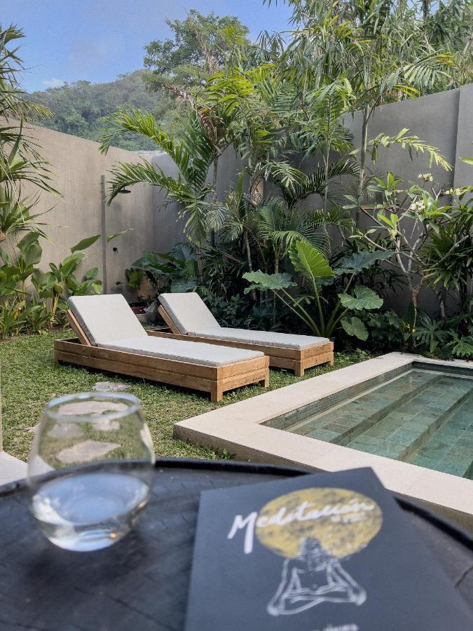Aloha Villas - Modern Villas With Private Pool And Lush Gardens Kuta (Lombok) Exterior foto